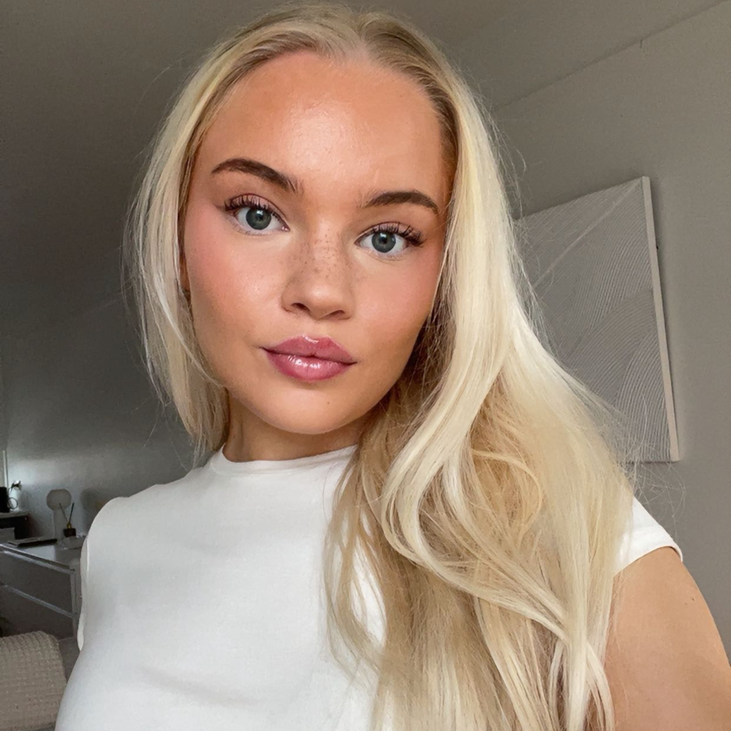 Freckle & Lip pen