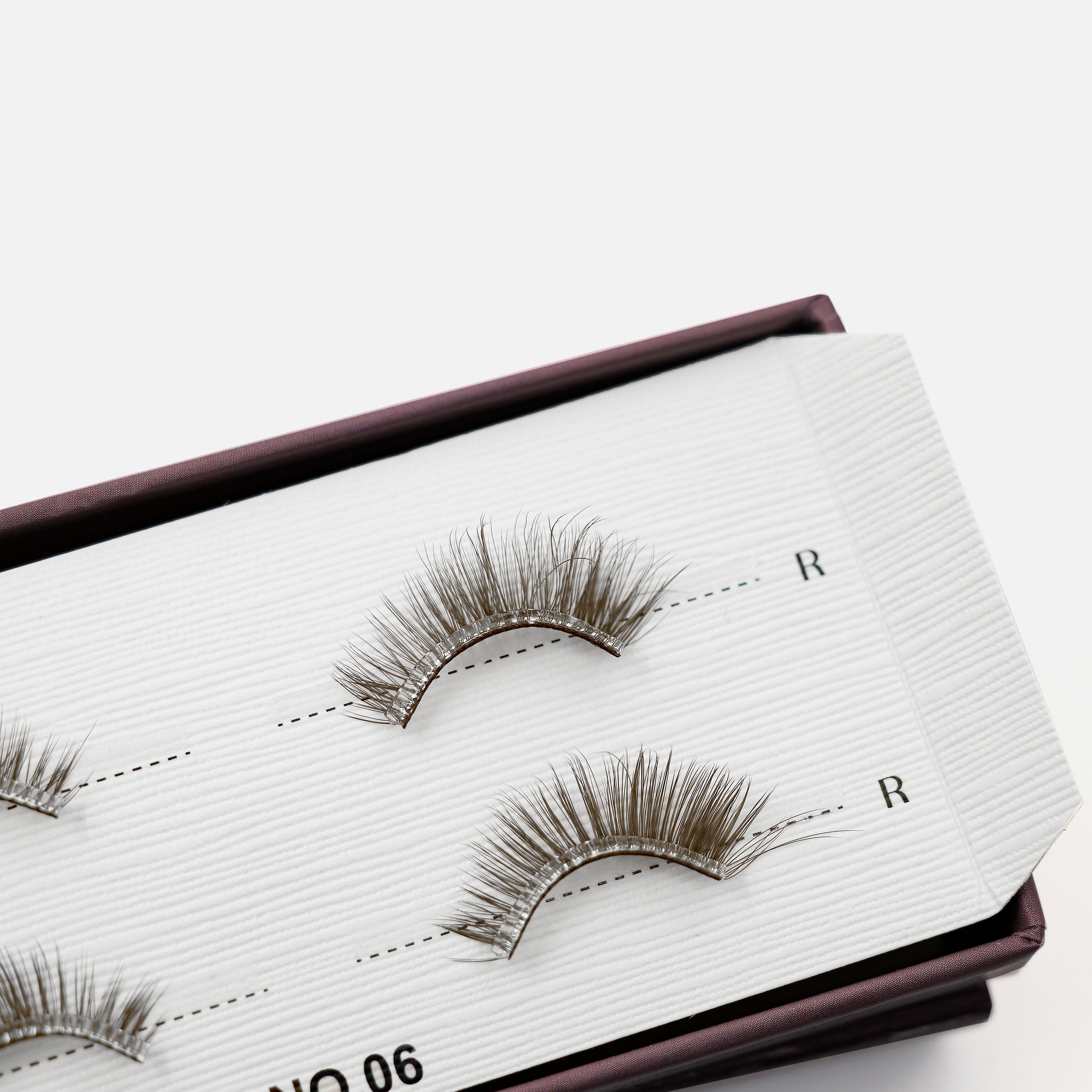 Pre-glued Half Lash NO.06 (Brown)